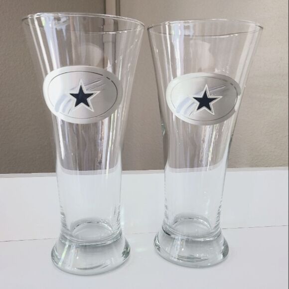 nfl dallas cowboys americas team set  of 2 16 ounce pilsner beer glasses gifting - Picture 1 of 3